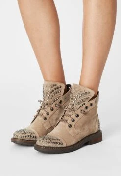 Alma En Pena Botines Con Cordones - Crosta Vison