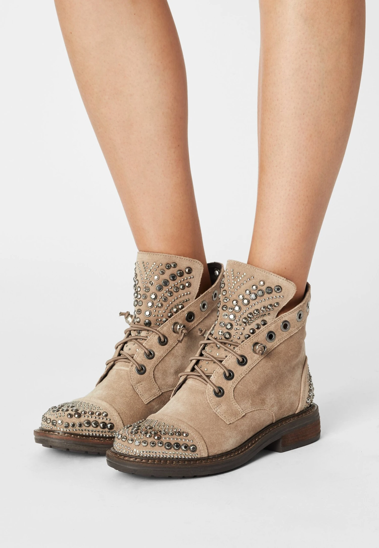 Alma En Pena Botines Con Cordones - Crosta Vison 3 Alma En Pena Botines Con Cordones - Crosta Vison