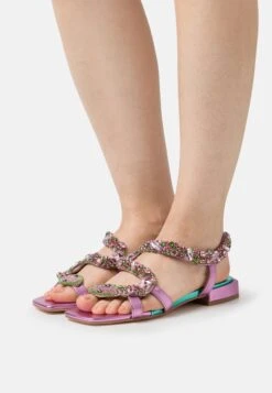 Alma En Pena Sandalias - Combi Pink