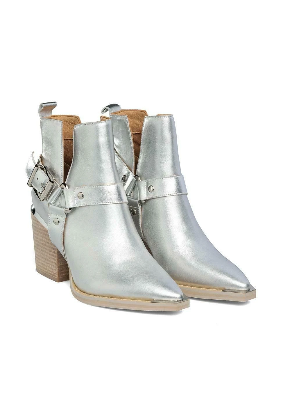 Alma En Pena Botines Camperos - Plata 4 Alma En Pena Botines Camperos - Plata - Imagen 2